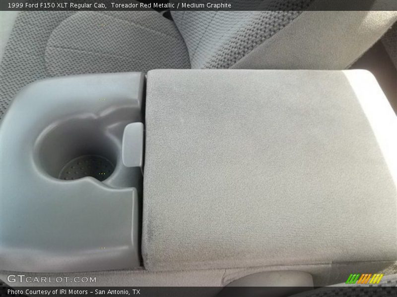 Toreador Red Metallic / Medium Graphite 1999 Ford F150 XLT Regular Cab