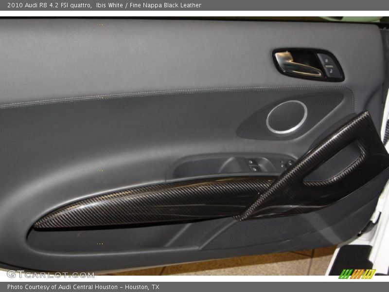 Door Panel of 2010 R8 4.2 FSI quattro