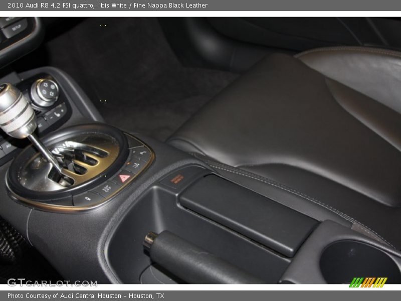 Ibis White / Fine Nappa Black Leather 2010 Audi R8 4.2 FSI quattro