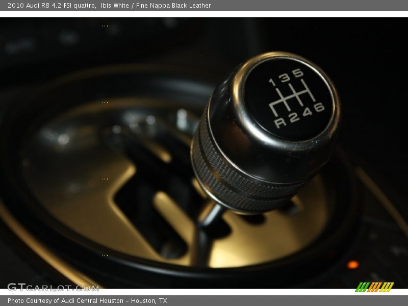  2010 R8 4.2 FSI quattro 6 Speed Manual Shifter