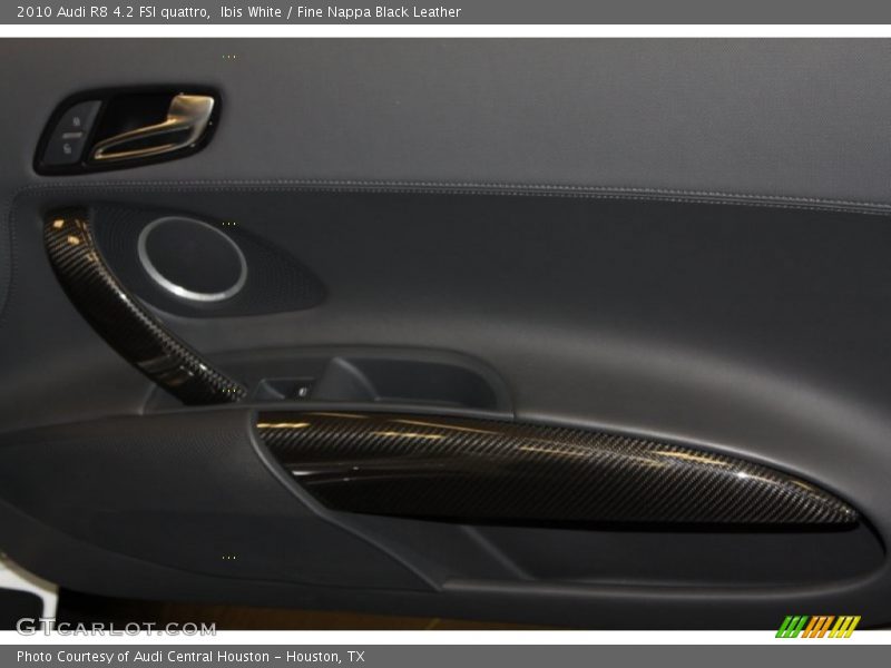 Ibis White / Fine Nappa Black Leather 2010 Audi R8 4.2 FSI quattro