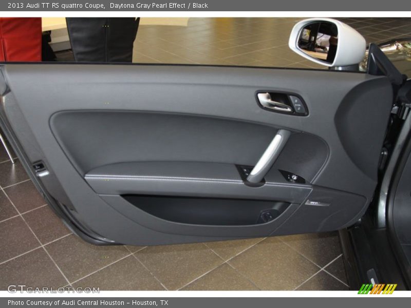 Door Panel of 2013 TT RS quattro Coupe