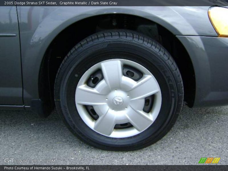Graphite Metallic / Dark Slate Gray 2005 Dodge Stratus SXT Sedan
