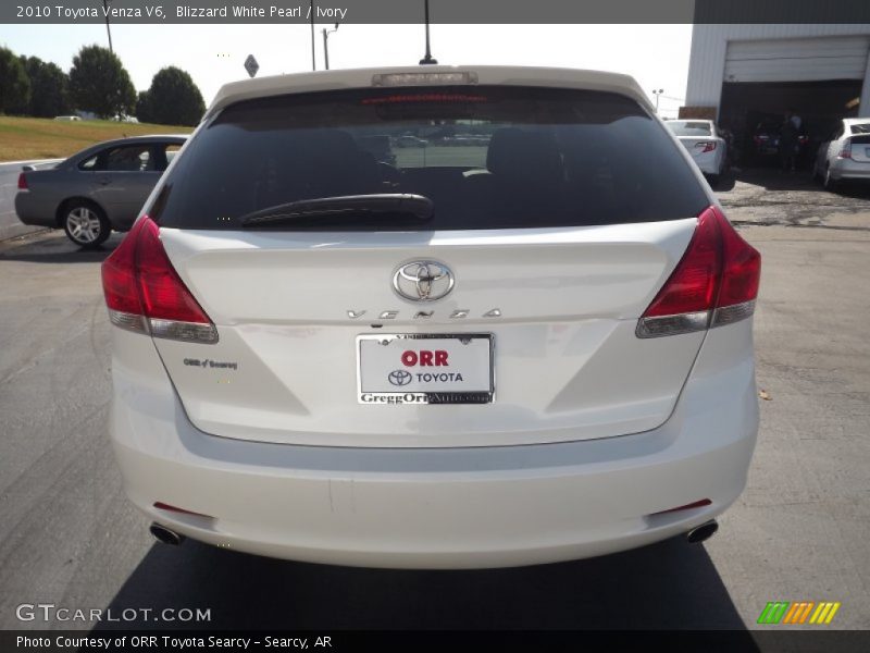 Blizzard White Pearl / Ivory 2010 Toyota Venza V6