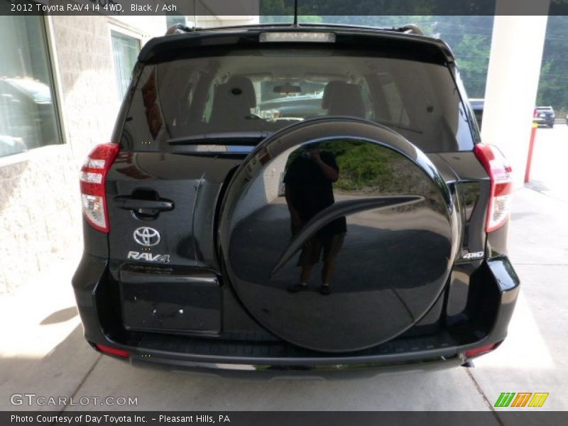 Black / Ash 2012 Toyota RAV4 I4 4WD