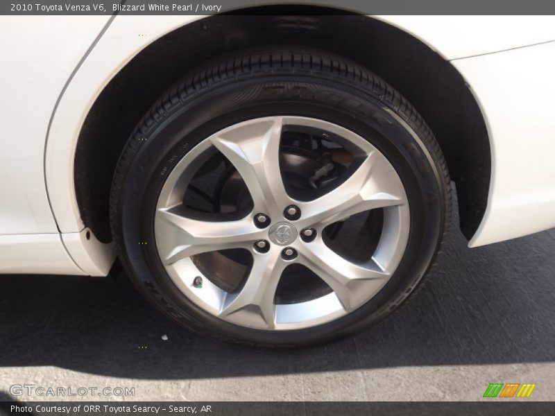 Blizzard White Pearl / Ivory 2010 Toyota Venza V6
