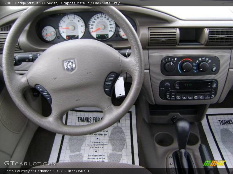 Graphite Metallic / Dark Slate Gray 2005 Dodge Stratus SXT Sedan