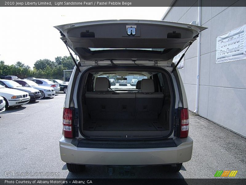 Light Sandstone Pearl / Pastel Pebble Beige 2010 Jeep Liberty Limited