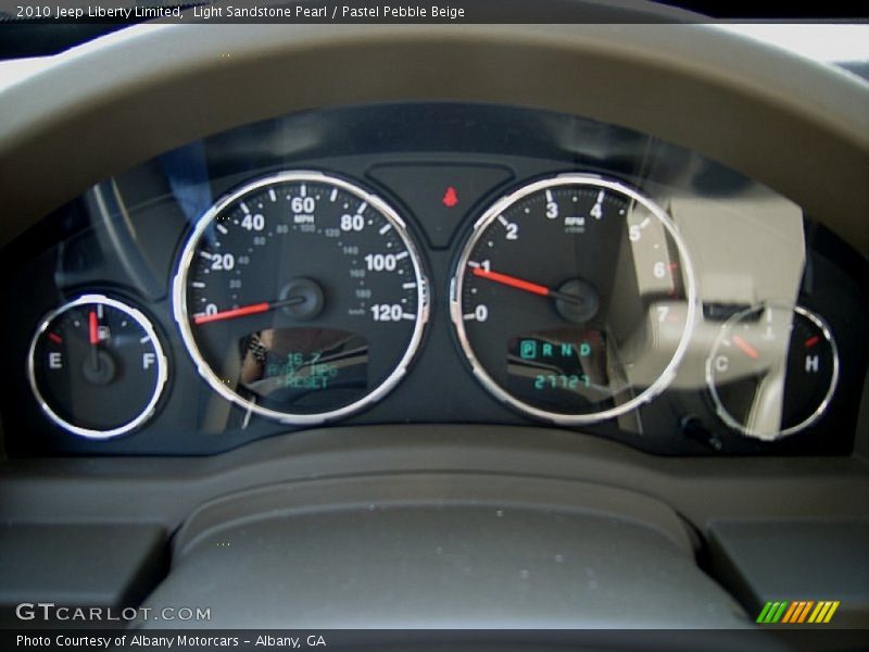 Light Sandstone Pearl / Pastel Pebble Beige 2010 Jeep Liberty Limited