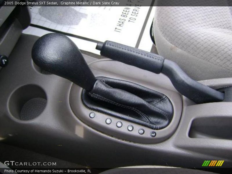 Graphite Metallic / Dark Slate Gray 2005 Dodge Stratus SXT Sedan