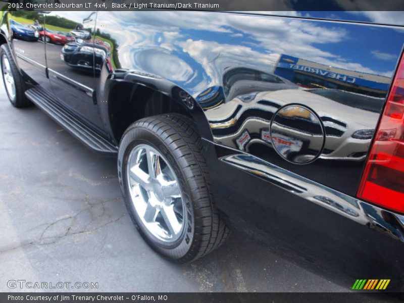 Black / Light Titanium/Dark Titanium 2012 Chevrolet Suburban LT 4x4