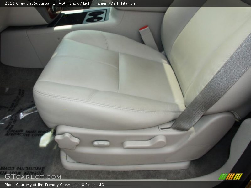 Black / Light Titanium/Dark Titanium 2012 Chevrolet Suburban LT 4x4