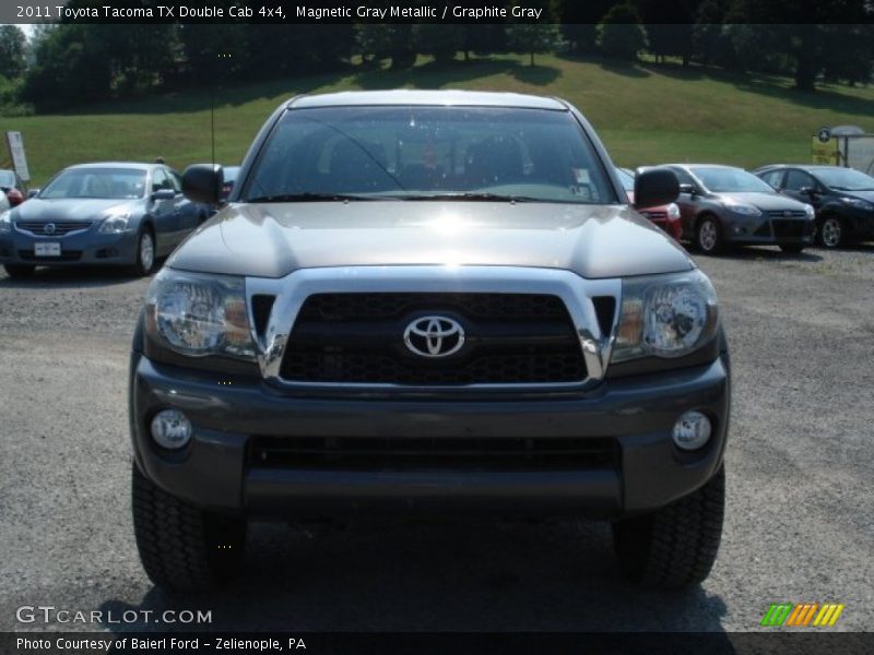 Magnetic Gray Metallic / Graphite Gray 2011 Toyota Tacoma TX Double Cab 4x4