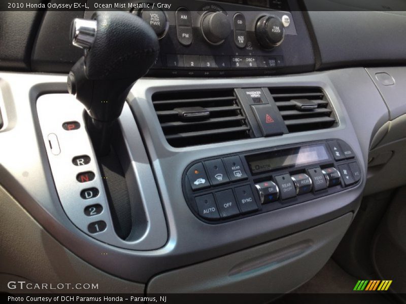 Ocean Mist Metallic / Gray 2010 Honda Odyssey EX-L