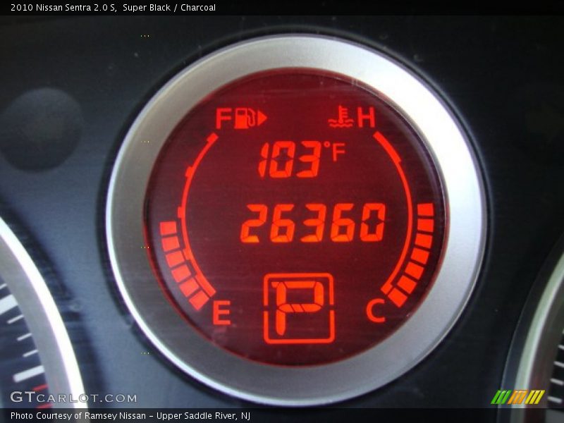 Super Black / Charcoal 2010 Nissan Sentra 2.0 S