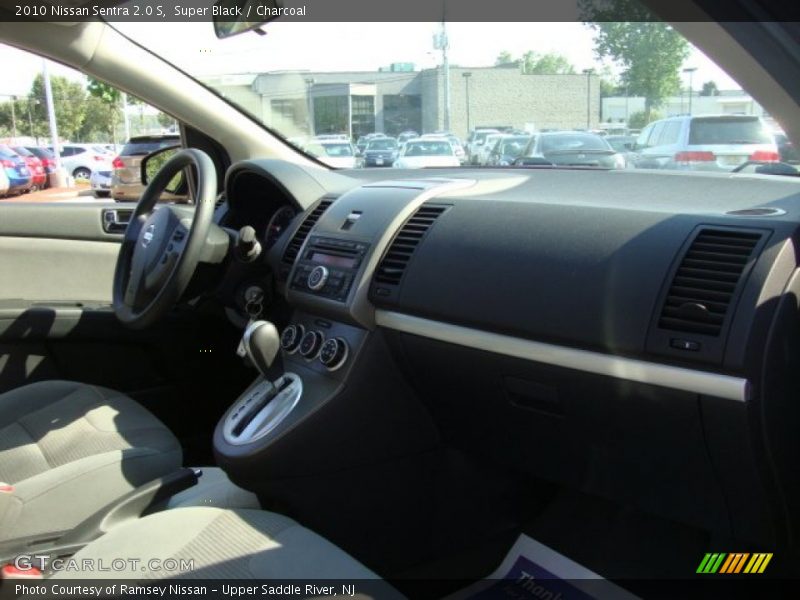 Super Black / Charcoal 2010 Nissan Sentra 2.0 S
