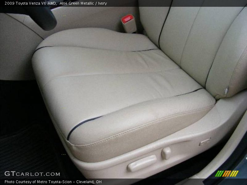 Aloe Green Metallic / Ivory 2009 Toyota Venza V6 AWD