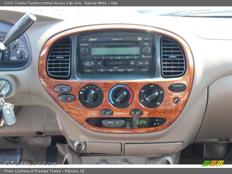 Controls of 2003 Tundra Limited Access Cab 4x4