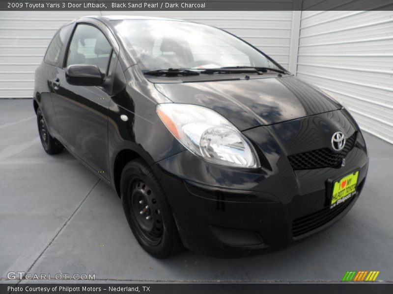 Black Sand Pearl / Dark Charcoal 2009 Toyota Yaris 3 Door Liftback
