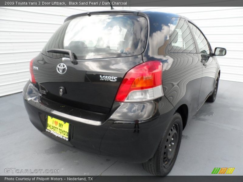 Black Sand Pearl / Dark Charcoal 2009 Toyota Yaris 3 Door Liftback