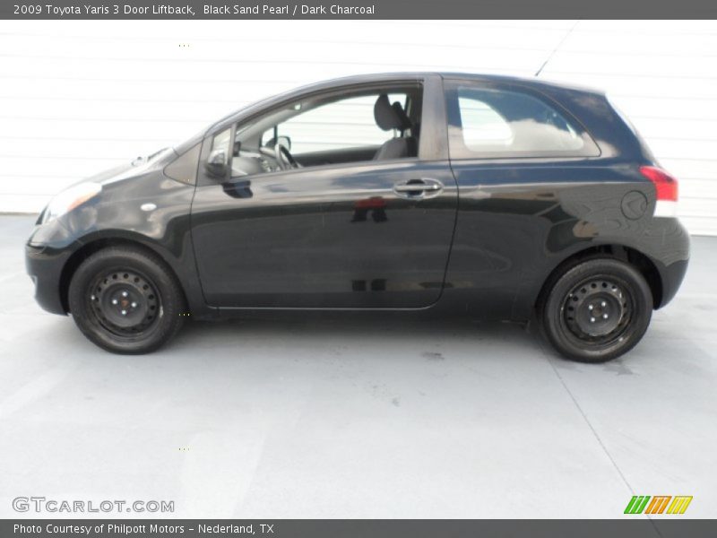 Black Sand Pearl / Dark Charcoal 2009 Toyota Yaris 3 Door Liftback
