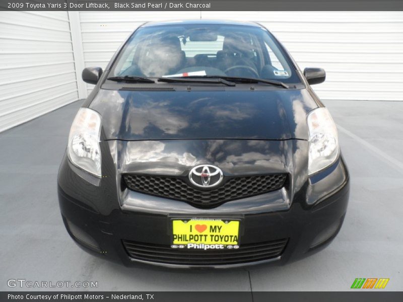 Black Sand Pearl / Dark Charcoal 2009 Toyota Yaris 3 Door Liftback