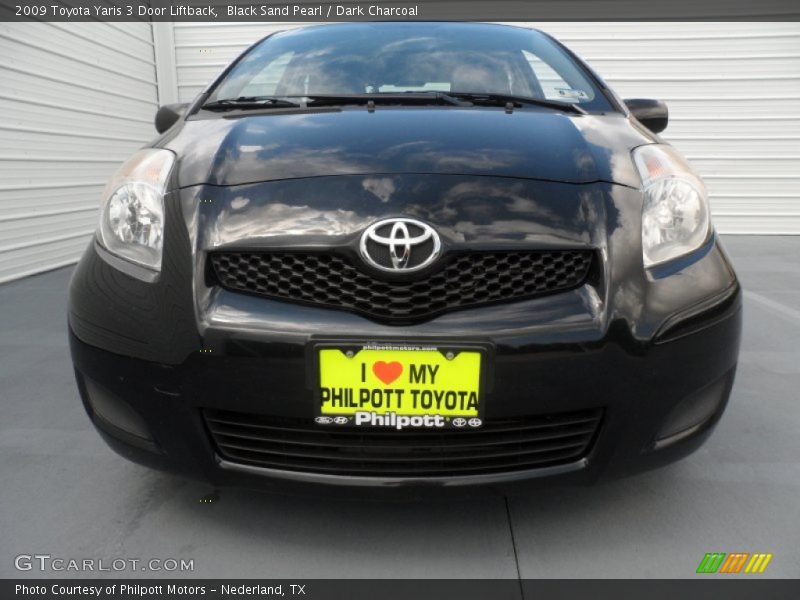 Black Sand Pearl / Dark Charcoal 2009 Toyota Yaris 3 Door Liftback