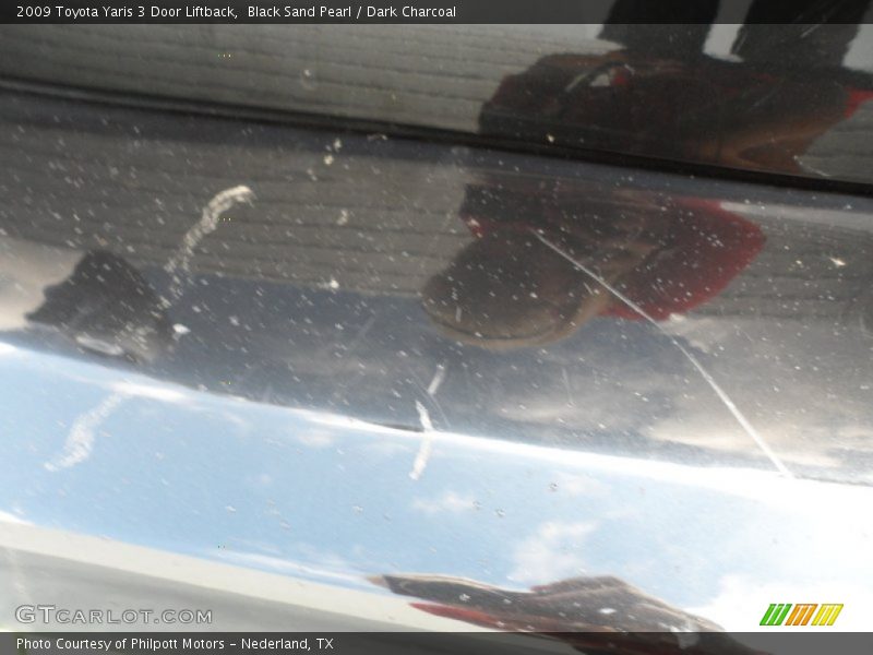 Black Sand Pearl / Dark Charcoal 2009 Toyota Yaris 3 Door Liftback