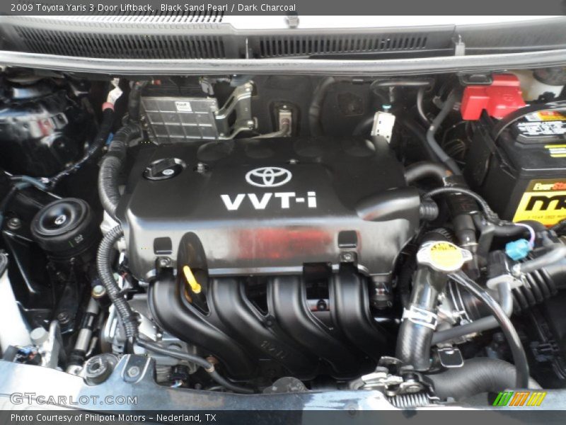 Black Sand Pearl / Dark Charcoal 2009 Toyota Yaris 3 Door Liftback