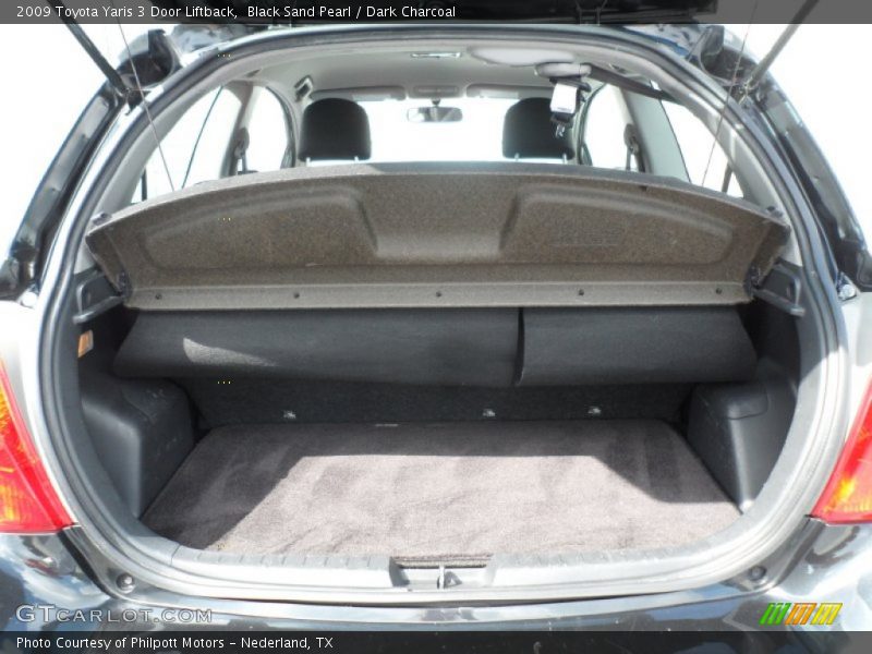 Black Sand Pearl / Dark Charcoal 2009 Toyota Yaris 3 Door Liftback