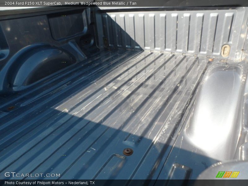 Medium Wedgewood Blue Metallic / Tan 2004 Ford F150 XLT SuperCab
