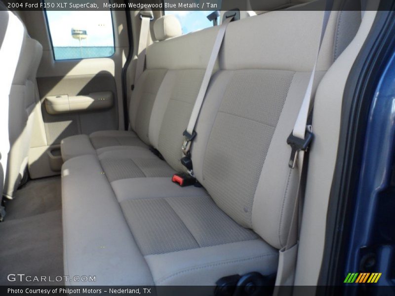 Medium Wedgewood Blue Metallic / Tan 2004 Ford F150 XLT SuperCab
