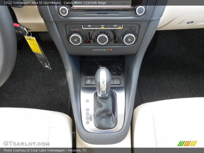 Candy White / Cornsilk Beige 2012 Volkswagen Jetta SE SportWagen