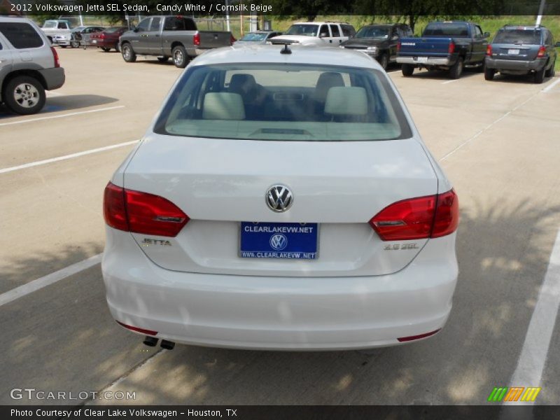 Candy White / Cornsilk Beige 2012 Volkswagen Jetta SEL Sedan