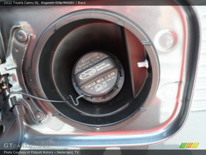 Magnetic Gray Metallic / Black 2012 Toyota Camry SE