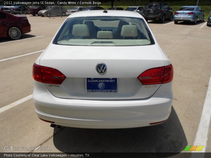 Candy White / Cornsilk Beige 2012 Volkswagen Jetta SE Sedan