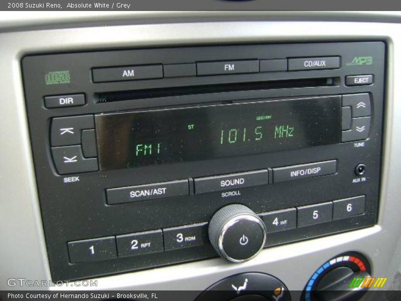 Absolute White / Grey 2008 Suzuki Reno