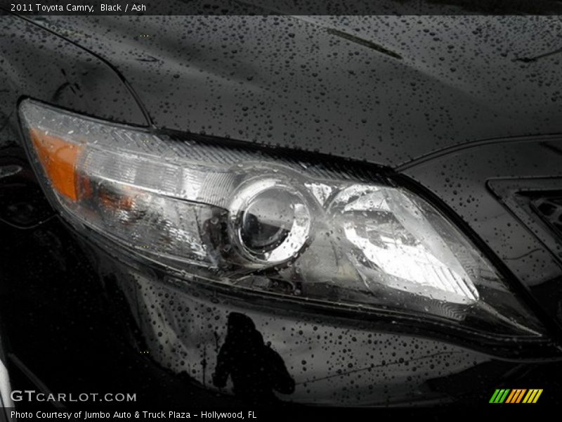 Black / Ash 2011 Toyota Camry