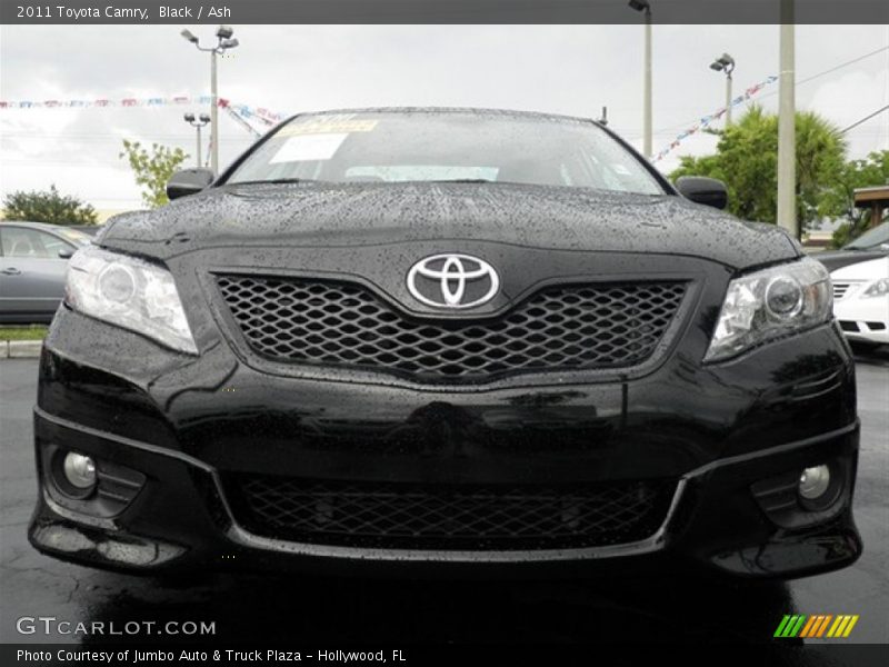 Black / Ash 2011 Toyota Camry