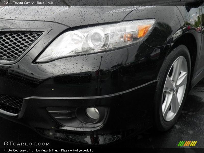 Black / Ash 2011 Toyota Camry