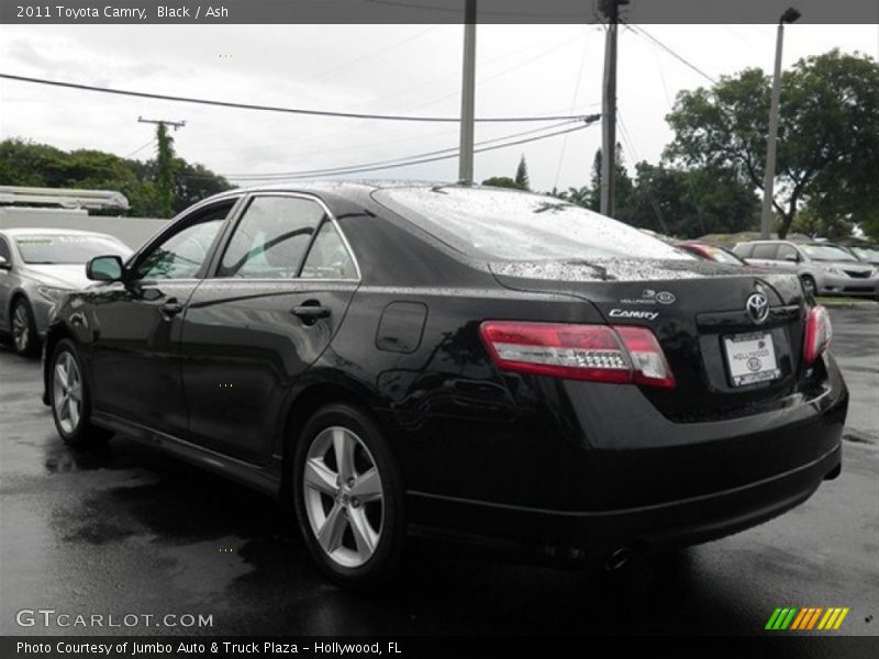 Black / Ash 2011 Toyota Camry