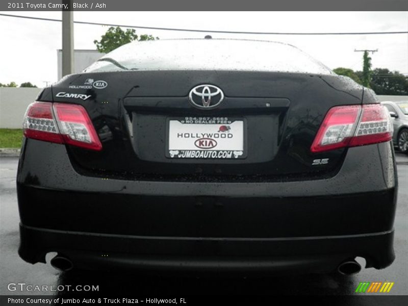 Black / Ash 2011 Toyota Camry
