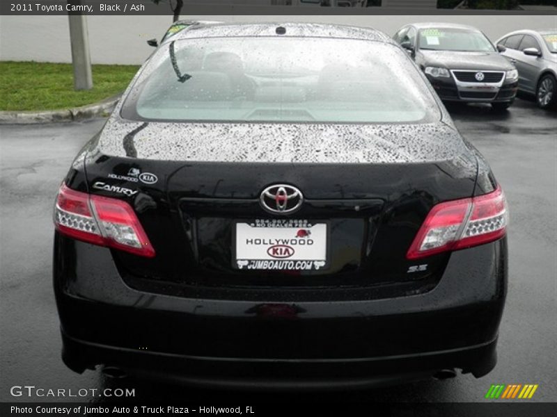 Black / Ash 2011 Toyota Camry