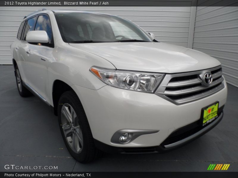 Blizzard White Pearl / Ash 2012 Toyota Highlander Limited