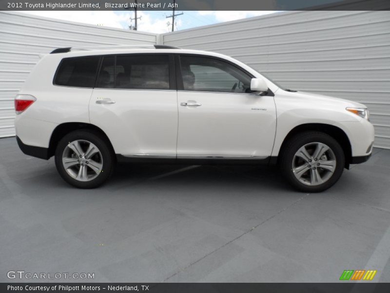 Blizzard White Pearl / Ash 2012 Toyota Highlander Limited