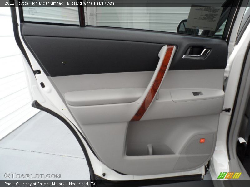 Blizzard White Pearl / Ash 2012 Toyota Highlander Limited