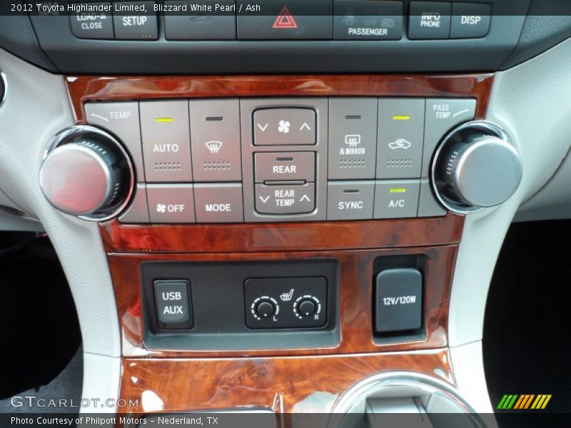 Blizzard White Pearl / Ash 2012 Toyota Highlander Limited