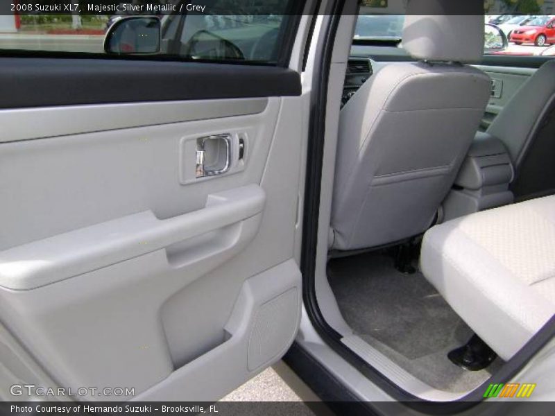 Majestic Silver Metallic / Grey 2008 Suzuki XL7