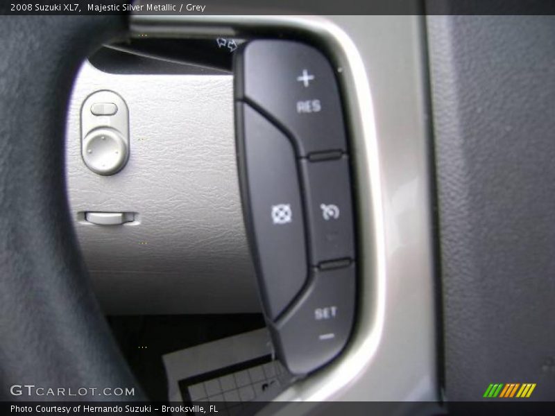 Majestic Silver Metallic / Grey 2008 Suzuki XL7
