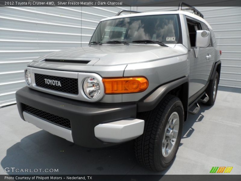 Silver Fresco Metallic / Dark Charcoal 2012 Toyota FJ Cruiser 4WD